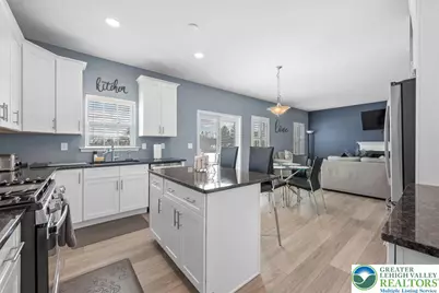 5037 Lilac Drive, North Whitehall Twp, PA 18078 - Photo 14