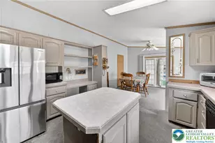 182 Greenbriar Dr S, East Allen Township, PA 18014 - Photo 6