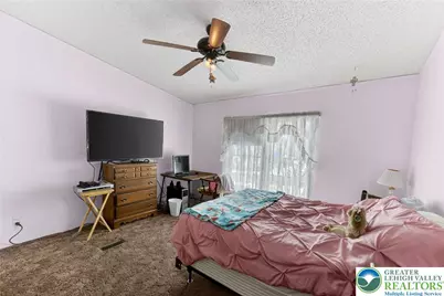 182 Greenbriar Drive S, East Allen Township, PA 18014 - Photo 14