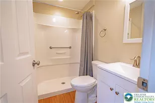 2041 W Highland St, Allentown City, PA 18104 - Photo 8