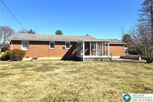 1655 Chippendale Cir, Hanover Twp, PA 18017 - Photo 6