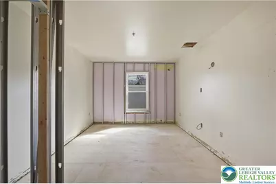 659 Broad Street, Emmaus, PA 18049 - Photo 16