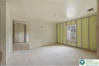 659 Broad Street, Emmaus, PA 18049 - Photo 14