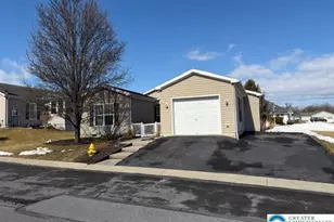 639 San Simeon Pl, Easton, PA 18040 - Photo 2