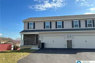 512 Penn St, Bath Boro, PA 18014 - Photo 1