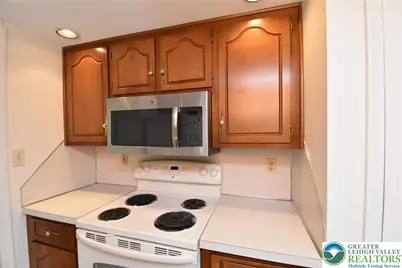 553 Ponds Edge Lane, Allentown, PA 18104 - Photo 12