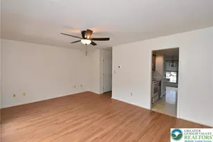 553 Ponds Edge Ln, Allentown, PA 18104 - Photo 6