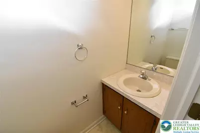 553 Ponds Edge Lane, Allentown, PA 18104 - Photo 14