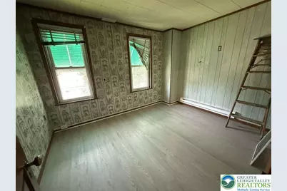 146 E Center #2, Nesquehoning, PA 18240 - Photo 6
