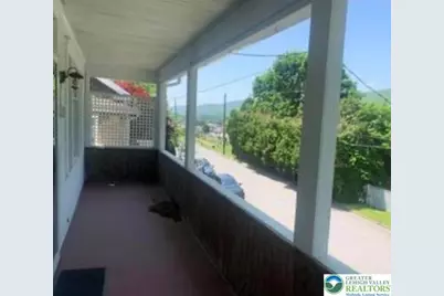 421 E Railroad Street, Nesquehoning, PA 18240 - Photo 6