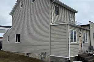 613 William St, Pen Argyl Boro, PA 18072 - Photo 4