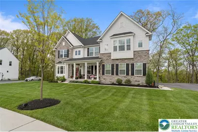 1606 Watson Loop, Upper Macungie Township, PA 18051 - Photo 4