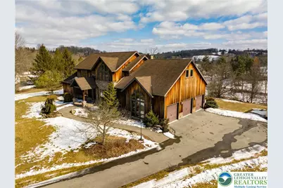 3845 Buck Hill Circle, Schnecksville, PA 18078 - Photo 2