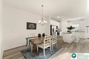 4 Lone Fox Ln, Easton, PA 18045 - Photo 8