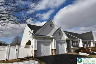 1258 Briarwood Ln, Easton, PA 18040 - Photo 2