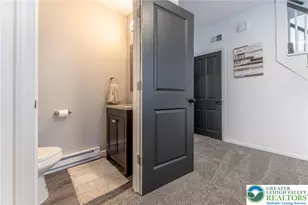 27 Packer Ave, Whitehall Township, PA 18052 - Photo 10