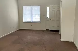 521 Kemmerer Ln, Allentown, PA 18104 - Photo 2