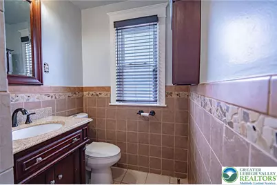 1729 Greenleaf Street, Allentown, PA 18104 - Photo 24