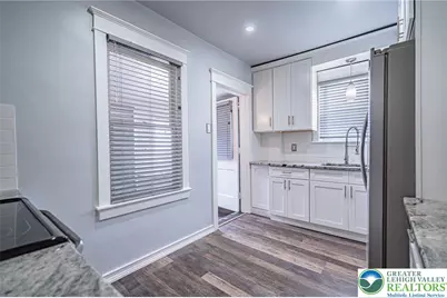 1729 Greenleaf Street, Allentown, PA 18104 - Photo 8