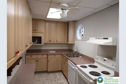 33 N Hellertown Avenue #A, Quakertown, PA 18951 - Photo 4