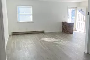 2731 Diane Blvd, Hanover Twp, PA 18109 - Photo 4