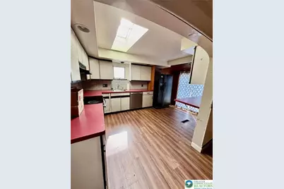 512 Walnut Street, Nazareth Boro, PA 18064 - Photo 4