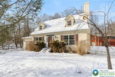 462 Country Place Drive, Tobyhanna, PA 18466 - Photo 1