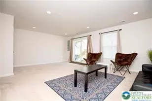 2206 Cook Dr, Easton, PA 18045 - Photo 14