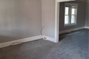 2422 Freemansburg Ave, Wilson, PA 18042 - Photo 4