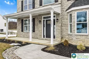 5031 Hunter Ln, Upper Milford Township, PA 18049 - Photo 4