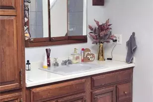 811 S Glenwood, Allentown, PA 18103 - Photo 18