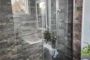 811 S Glenwood, Allentown City, PA 18103 - Photo 22