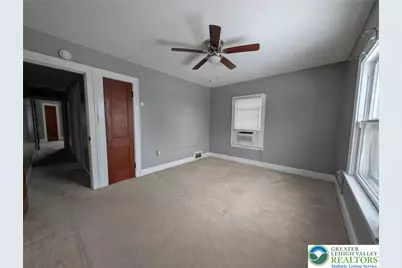 1914 Fairview Avenue, Wilson, PA 18042 - Photo 16