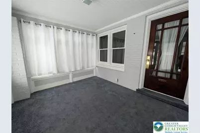 1914 Fairview Avenue, Wilson, PA 18042 - Photo 4