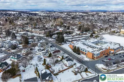 141 S Liberty Street, Nazareth, PA 18064 - Photo 2