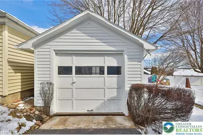 141 S Liberty Street, Nazareth, PA 18064 - Photo 32