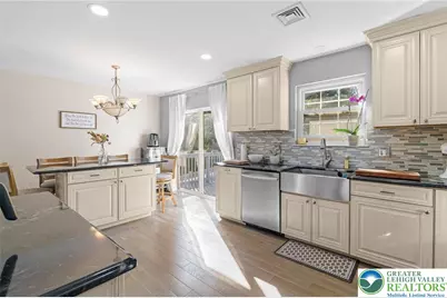 5043 Foxdale Drive, Whitehall, PA 18052 - Photo 10