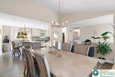 5043 Foxdale Drive, Whitehall, PA 18052 - Photo 8