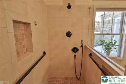 7 Moreland Avenue, Freemansburg, PA 18017 - Photo 10