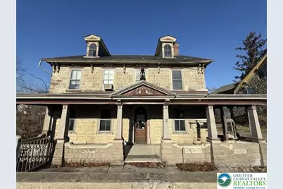 2 Race, Catasauqua, PA 18032 - Photo 2