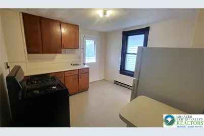 226 N 16th Street, Allentown, PA 18102 - Photo 6