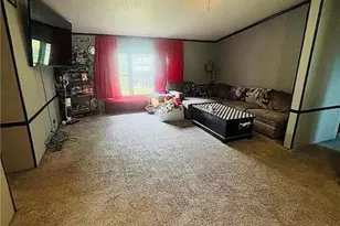 8902 Cedar Rd, Breinigsville, PA 18031 - Photo 16