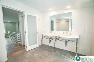 519 Ferry St, Easton, PA 18042 - Photo 2