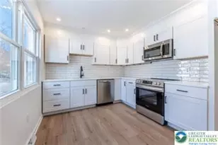 1212 Graham St, Fountain Hill Boro, PA 18015 - Photo 4