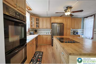 310 W Ludlow Street, Summit Hill Boro, PA 18250 - Photo 10