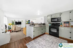 161 Windsor St, Lehigh Township, PA 18088 - Photo 6