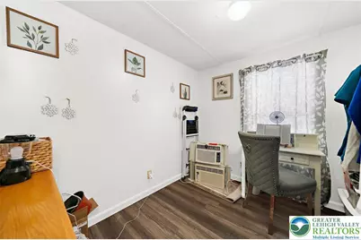 161 Windsor Street, Lehigh Township, PA 18088 - Photo 14