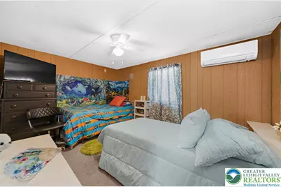 161 Windsor Street, Lehigh Township, PA 18088 - Photo 12