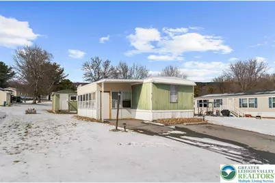 161 Windsor Street, Lehigh Township, PA 18088 - Photo 2