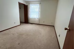 1207 Kressler Rd, Lower Macungie, PA 18103 - Photo 20